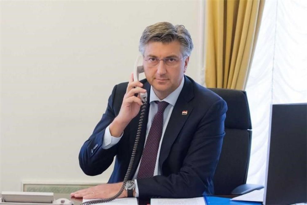 Predsjednik Vlade Andrej Plenković razgovarao je telefonom s predsjednikom  Ukrajine Volodimirom Zelenskim